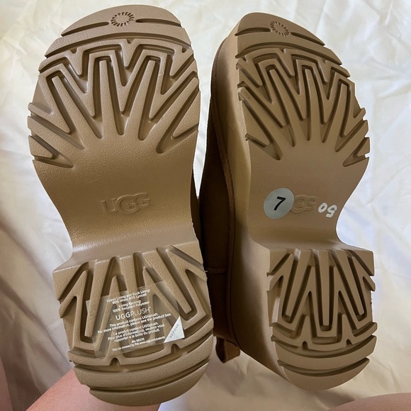 UGG Classic Ultra Mini New Heights Platform Boots - Picture 10 of 14